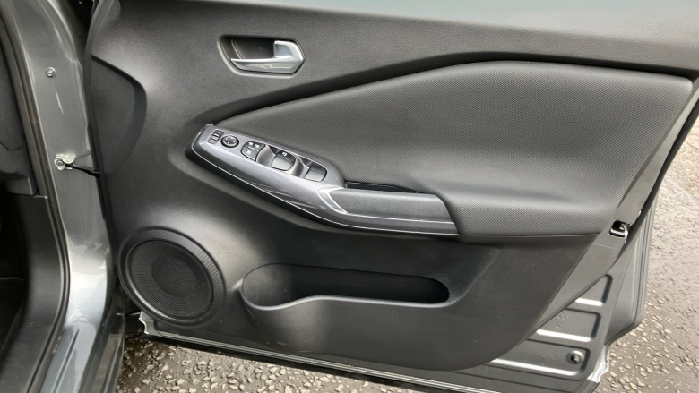 Nissan Juke 1.0 DiG-T 114 Acenta 5dr Petrol Hatchback